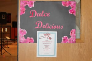 Dulce Delicious sign
